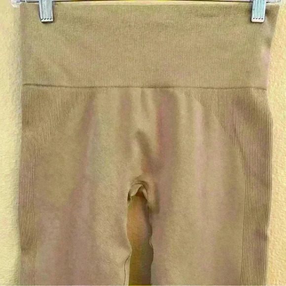 Set Active X Revolve “Sculptflex” Leggings In Cider Size Medium New Without Tags - Picture 4 of 7